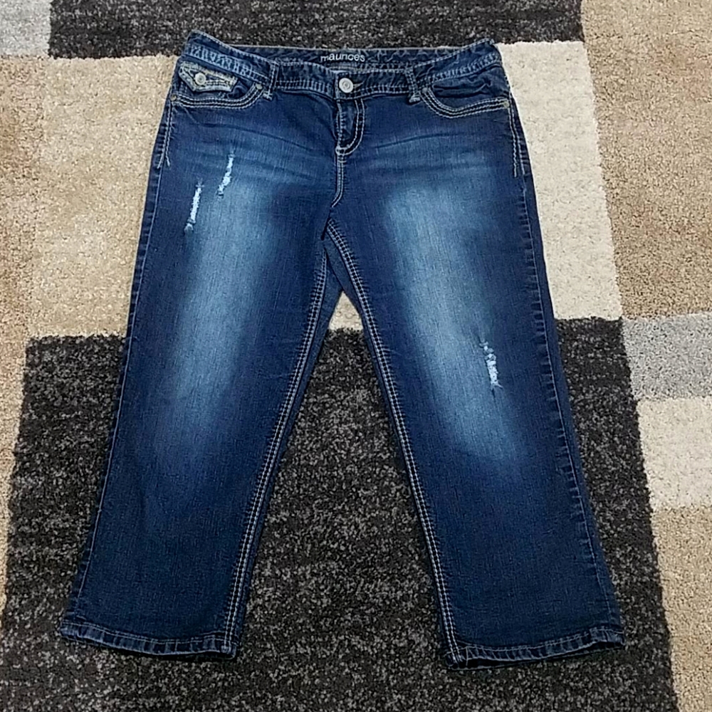 Maurices Size 13/14 denim capris